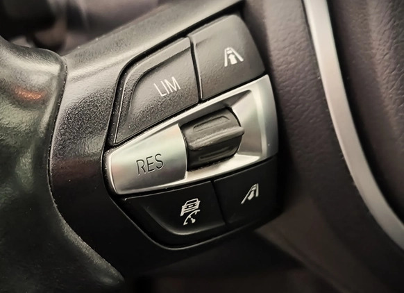 BMW Seria 5 cena 69900 przebieg: 338000, rok produkcji 2016 z Kielce małe 742